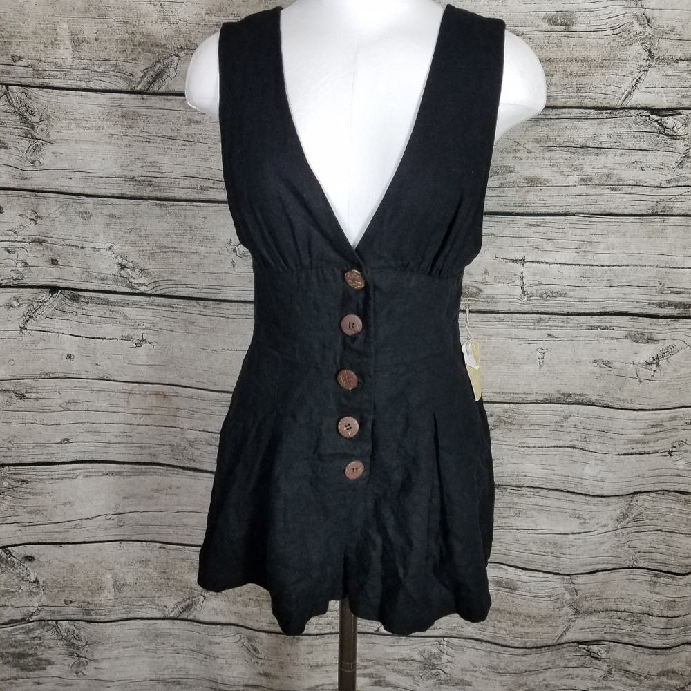 forever 21 Black romper Size Small.